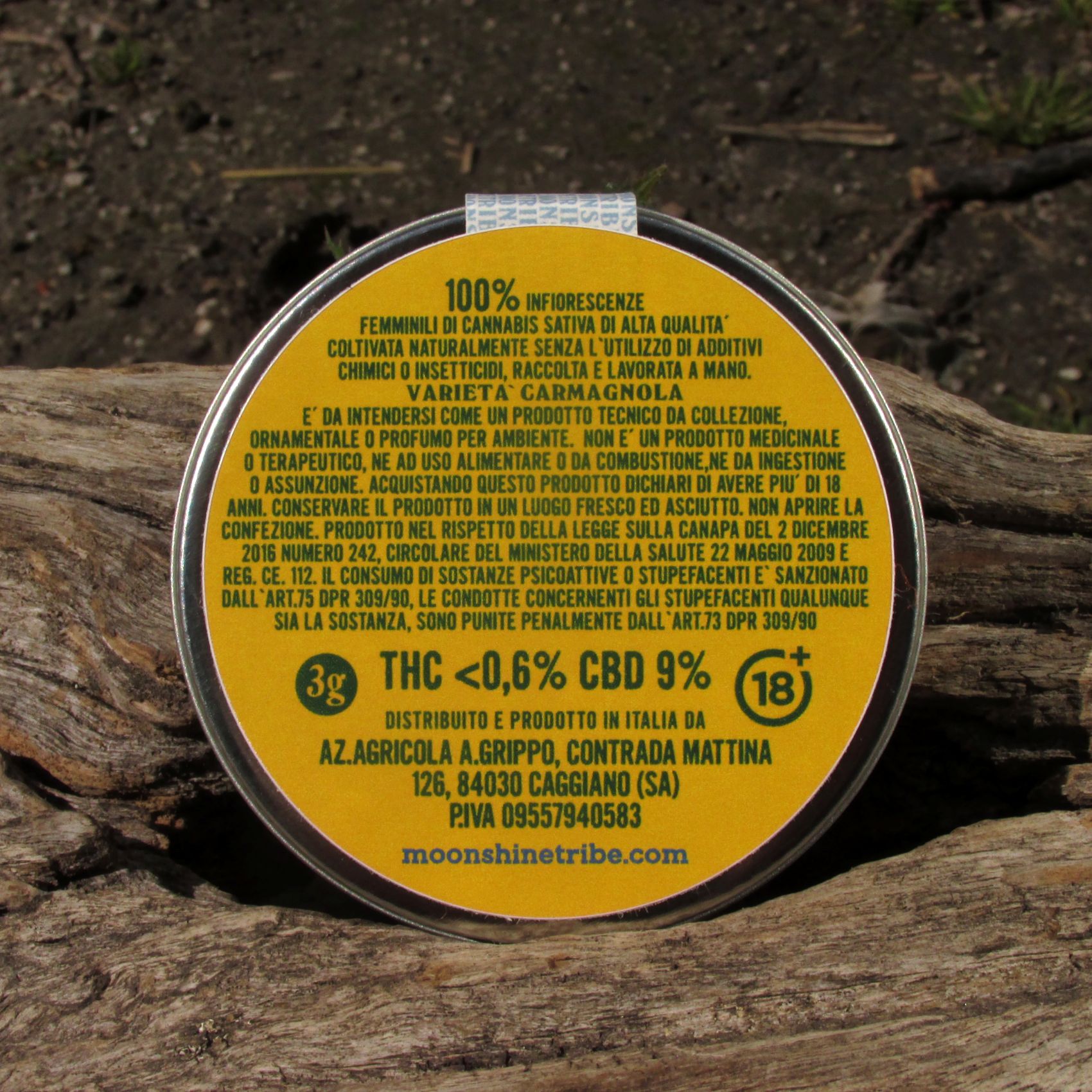 Back label of the Cannabis di Montagna packaging